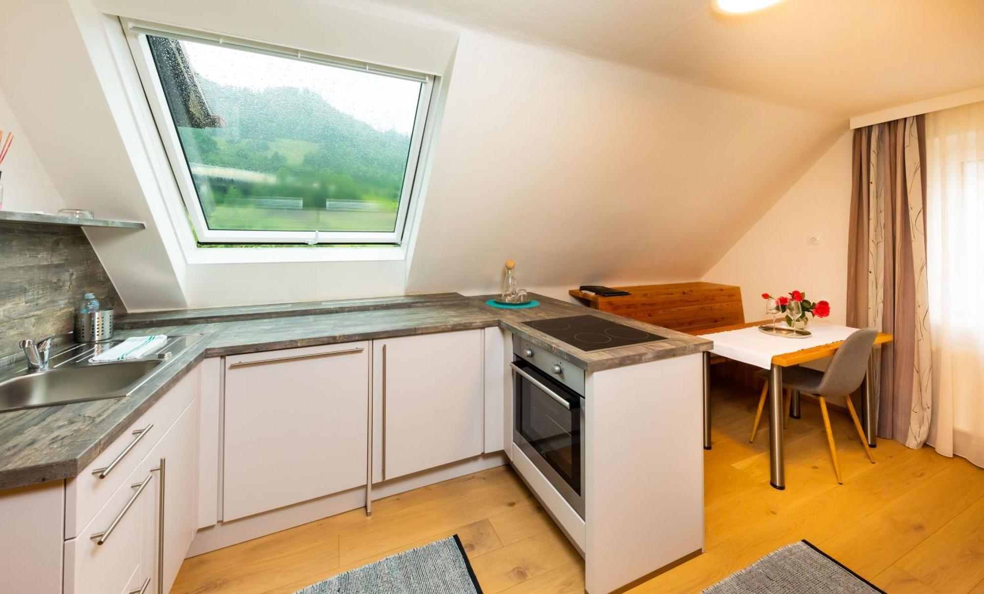 Apartmenthaus Pastner Am Teich Uebelbach Ngoại thất bức ảnh